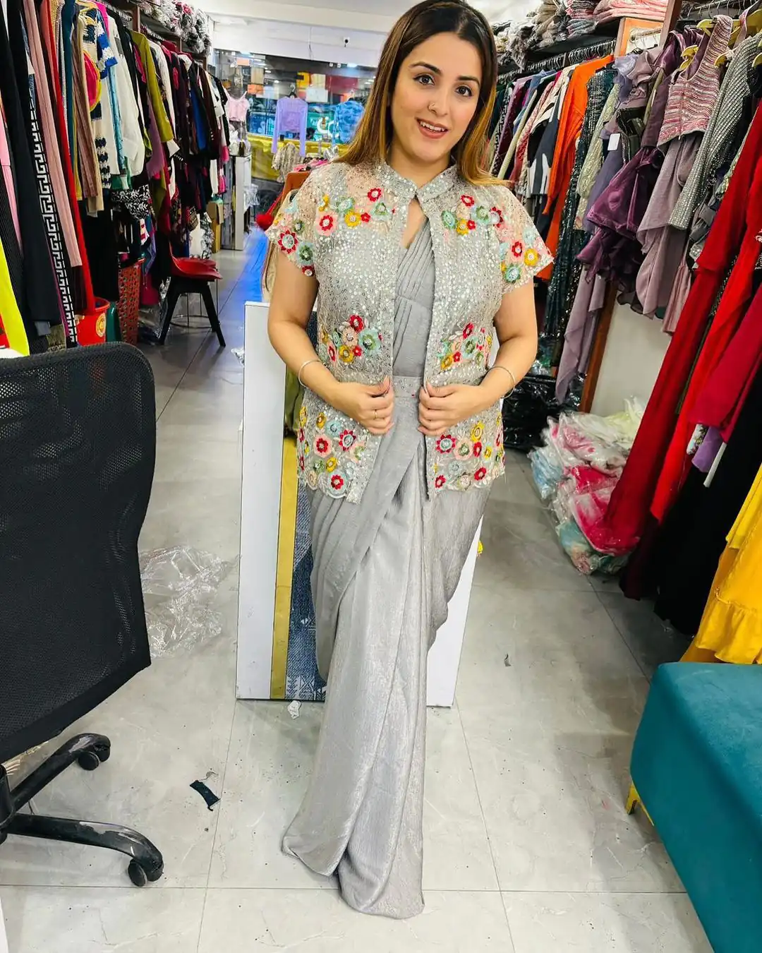 LG 1844 Grey Color Chinon Silk Embroidered Sequence Saree  Party, Wedding, Festive, Events Etc., Expected Delivery 4-6 Working Days@2099 /- Only | Designer Sarees, Sarees, Bollywood Sarees, Creative Sarees, Embroidered Sarees, Ethnic Saree, Party Wear Sarees