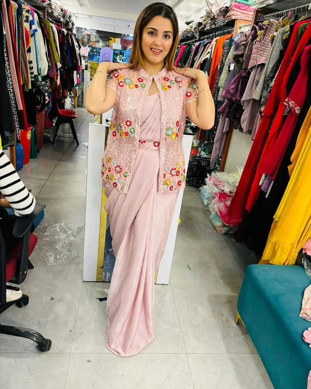 LG 1844 Peach Color Chinon Silk Embroidered Sequence Saree  Party, Wedding, Festive, Events Etc., Expected Delivery 4-6 Working Days@2099 /- Only | Designer Sarees, Sarees, Bollywood Sarees, Creative Sarees, Embroidered Sarees, Ethnic Saree, Party Wear Sarees