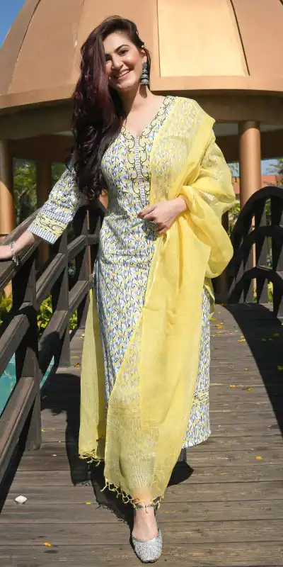 DDH ROYAL WHITE Color Viscose Cotton Printed Work Salwar Suit Casual, Party, Wedding, Festive, Events Etc.  Expected Delivery 4-6 Working Days @1669/- | Salwar suit, Casual Suits, Creative suits, Designer Suits, Palazzo Suits, Party Wear Suits, Patiala Suits, Straight Suits