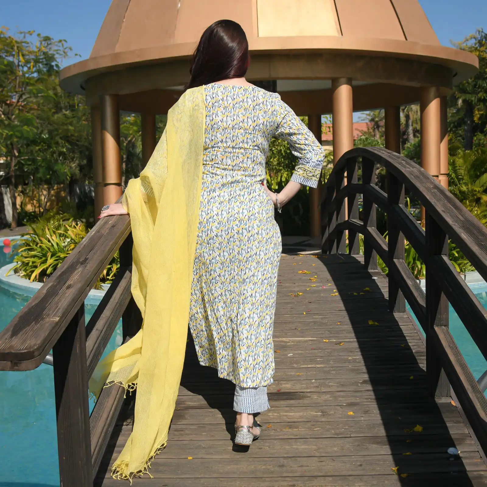 DDH ROYAL WHITE Color Viscose Cotton Printed Work Salwar Suit Casual, Party, Wedding, Festive, Events Etc.  Expected Delivery 4-6 Working Days @1669/- | Salwar suit, Casual Suits, Creative suits, Designer Suits, Palazzo Suits, Party Wear Suits, Patiala Suits, Straight Suits