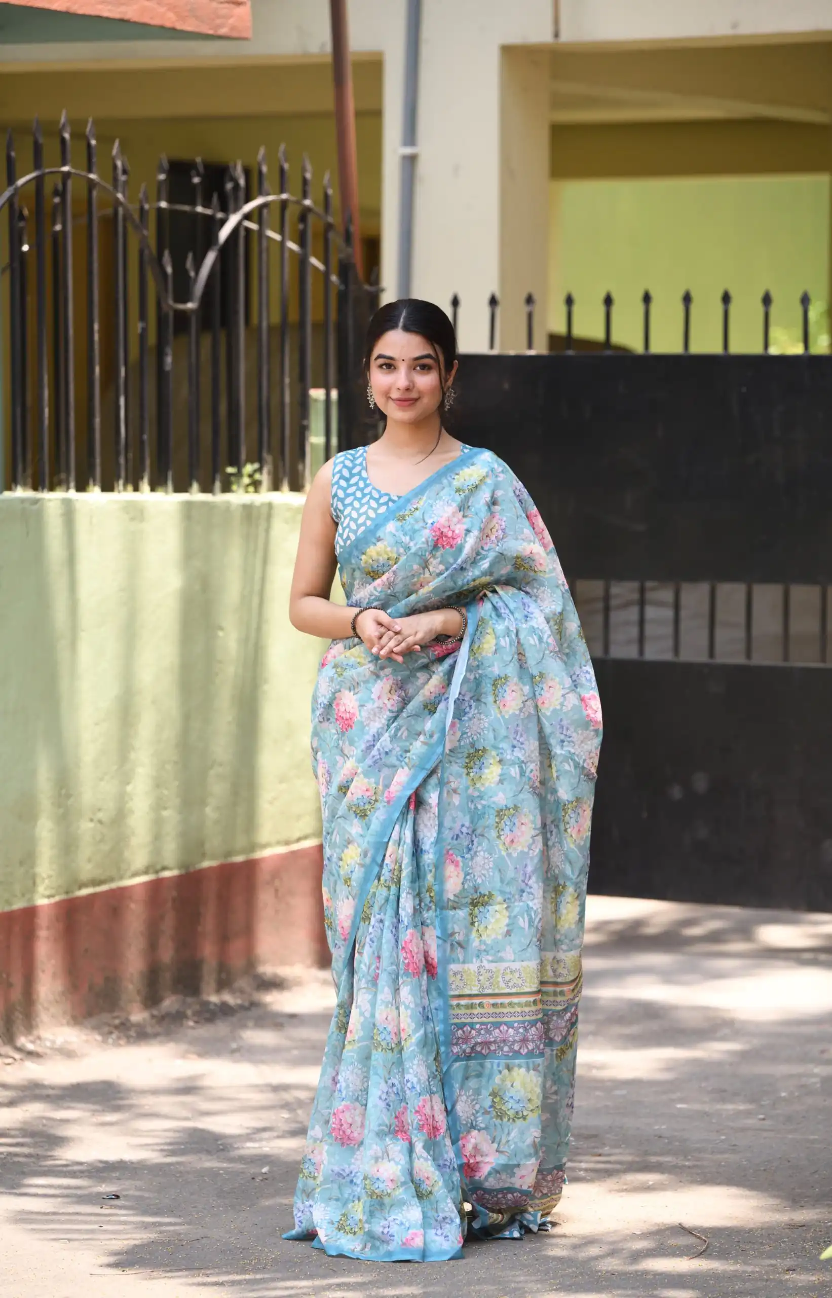 Veechis 110 Blue Color Linen Beautiful Digital Printed Work Saree Casual, Party Festive, Events. Expected Delivery 4-6 Working Days @1549/- | Designer Sarees, Sarees, Bollywood Sarees, Creative Sarees, Embroidered Sarees, Modern Digital sarees, Party Wear Sarees