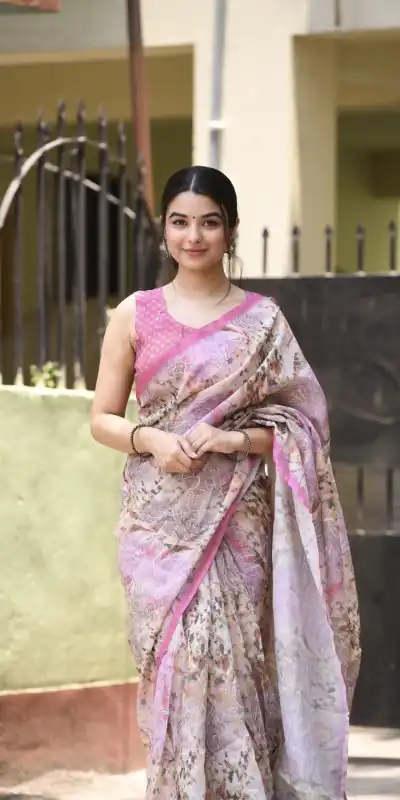 Veechis 110 Pink Color Linen Beautiful Digital Printed Work Saree Casual, Party Festive, Events. Expected Delivery 4-6 Working Days @1549/- | Designer Sarees, Sarees, Bollywood Sarees, Creative Sarees, Embroidered Sarees, Modern Digital sarees, Party Wear Sarees
