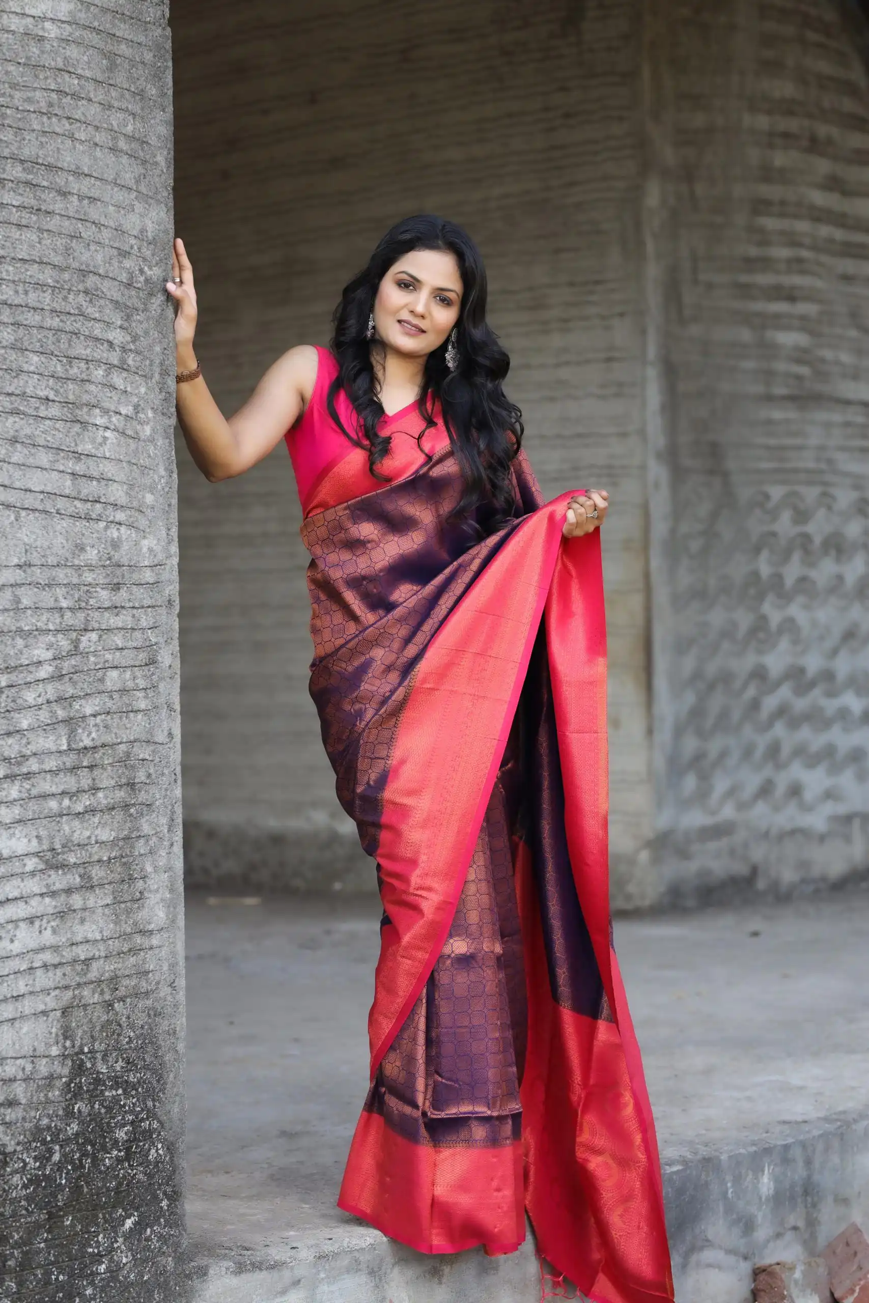 GK Kubera Navy Blue Color Soft Silk Beautiful Rich Pallu All Over Saree Events Casual Wedding Festive . Expected Delivery  4-6 Working Days @1999/- | Designer Sarees, Sarees, Bollywood Sarees, Creative Sarees, Embroidered Sarees, Ethnic Saree, Modern Digital sarees, Party Wear Sarees