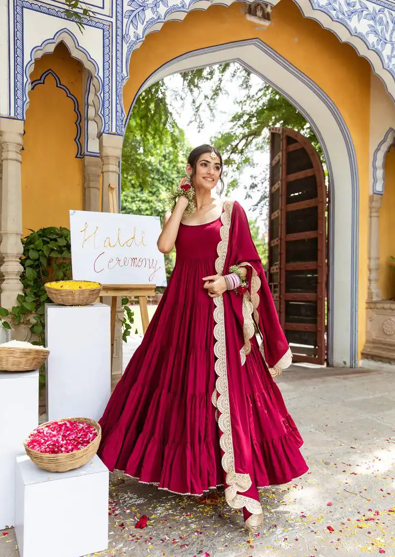 SSR 428 Red Color Heavy Georgette Attached Pad Salwar Suit Wedding, Party, Festive, Events Expected Delivery 4-6 Working Days @ 1849/- Only | Salwar suit, Casual Suits, Creative suits, Designer Suits, Party Wear Suits, Straight Suits