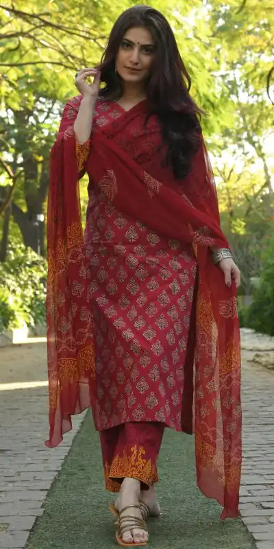 DDH BERRY MAROON Color Viscose Cotton Printed Work Salwar Suit Casual, Party, Wedding, Festive, Events Etc.  Expected Delivery 4-6 Working Days @1549/- | Salwar suit, Casual Suits, Creative suits, Designer Suits, Palazzo Suits, Party Wear Suits, Patiala Suits, Straight Suits