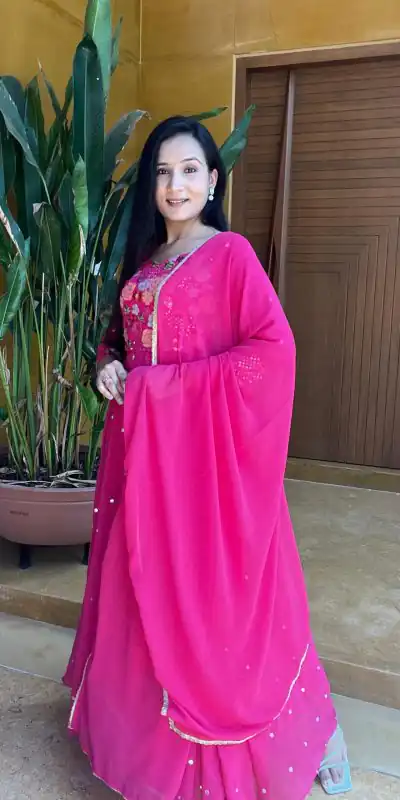   Ram 007 Pink Color Fox Georgette Embroidery Lace Work Gown Casual, Wedding, Party, Festive, Events Etc. Expected Delivery 4-6 Working Days @2049/- | Gowns, Bollywood Gowns, Creative Gowns, Designer Gowns, Embroidered Gowns, Party Wear Gowns
