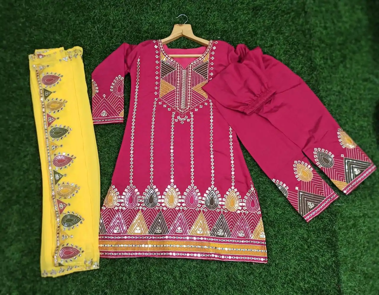  DC G50 Pink Color Roman Silk Embroidery Sequins Gown Casual, Wedding, Party, Festive, Events Etc. Expected Delivery 4-6 Working Days @2549/- | Gowns, Bollywood Gowns, Creative Gowns, Designer Gowns, Embroidered Gowns, Party Wear Gowns