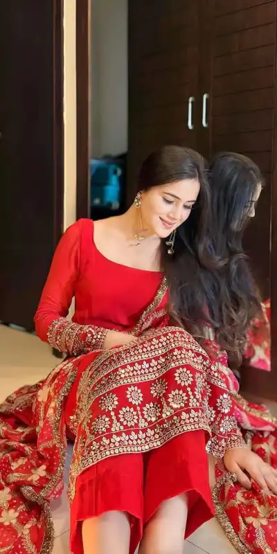 VLM 169 Red color Georgette Embroidery Work Salwar Suit Casual, Wedding, Party, Festive, Events . Expected Delivery 4-6 Working Days @1899/- | Jump Suits, Salwar suit, Casual Suits, Creative suits, Designer Suits, Palazzo Suits, Party Wear Suits, Patiala Suits, Straight Suits