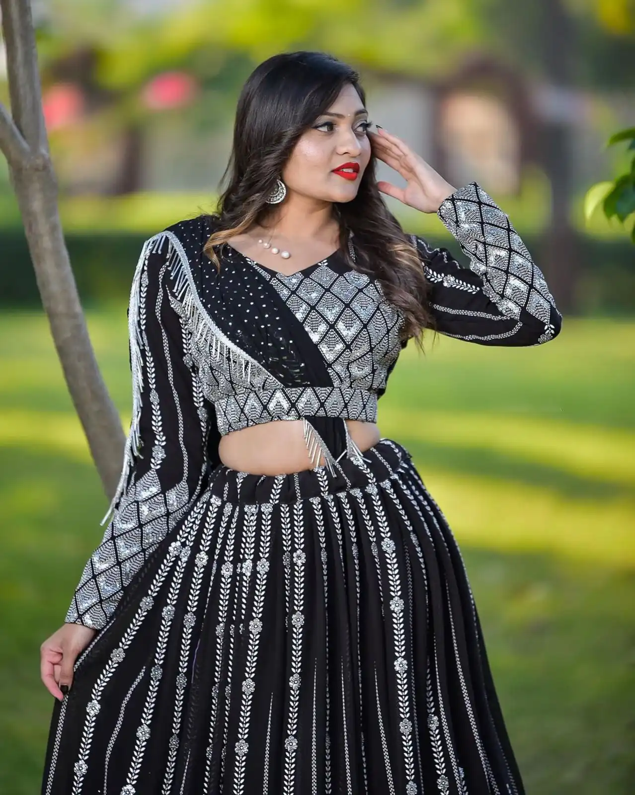 Ram 001 Black Color Georgette Sequence Thread Work With Zari Lehenga Choli Casual, Wedding, Festive, Events Expected Delivery 4-6 Working Days @2949/- | Lehenga, Bollywood Lehenga, Creative Lehenga, Designer Lehenga, Embroidered Lehenga, Party Wear Lehenga