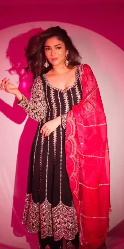 SSR 461 Black Color Chinon Silk Embroidery Sequence Salwar Suit Wedding, Party, Festive, Events Expected Delivery 4-6 Working Days @ 2249/- Only | Salwar suit, Casual Suits, Creative suits, Designer Suits, Party Wear Suits, Straight Suits