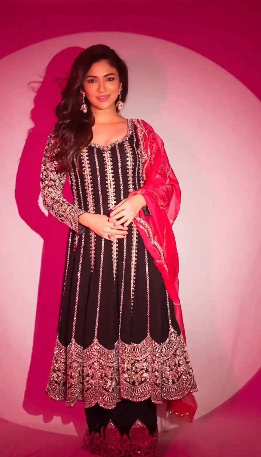 SSR 461 Black Color Chinon Silk Embroidery Sequence Salwar Suit Wedding, Party, Festive, Events Expected Delivery 4-6 Working Days @ 2249/- Only | Salwar suit, Casual Suits, Creative suits, Designer Suits, Party Wear Suits, Straight Suits