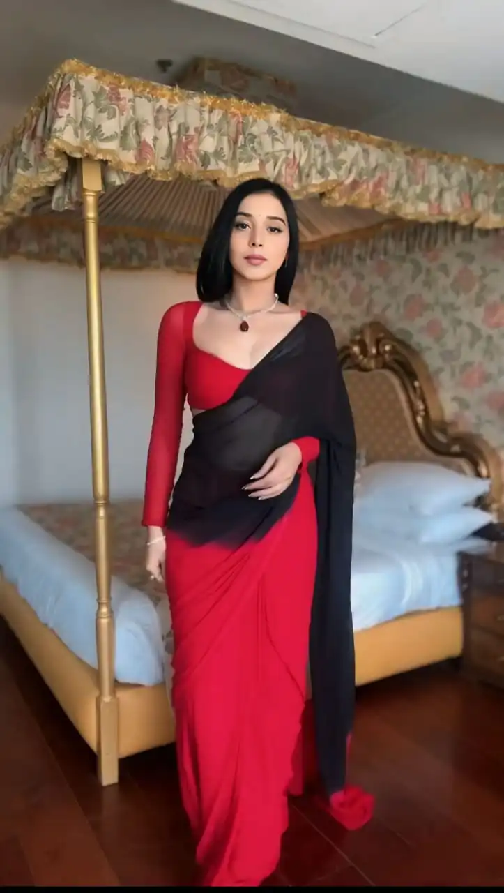  SC 274 Black & Red Color Pure Soft Georgette Silk Design All Over Saree , Party Wear, Events, Festivals Expected Delivery 4-6 Working Days 1599/- | Designer Sarees, Sarees, Bollywood Sarees, Creative Sarees, Embroidered Sarees, Ethnic Saree, Modern Digital sarees, Party Wear Sarees