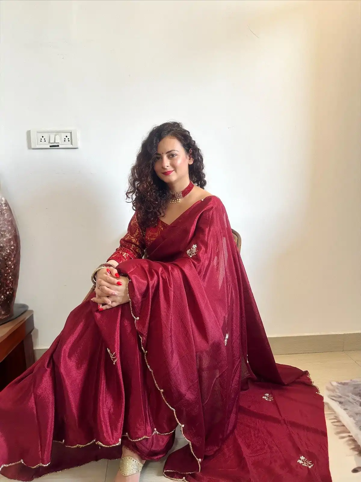   AC BEAUTY Marron Color Soft Chinnon Hand Work Flower Design Saree Casual, Wedding, Festive, Events Expected Delivery 4-6 Working Days @2449/- | Designer Sarees, Sarees, Bollywood Sarees, Creative Sarees, Embroidered Sarees, Ethnic Saree, Modern Digital sarees, Party Wear Sarees