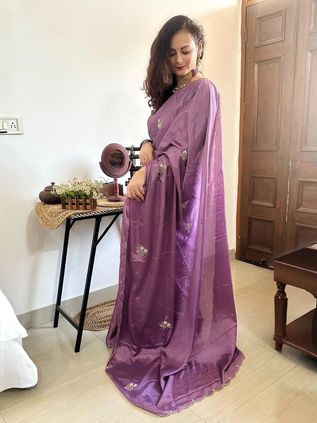   AC BEAUTY Purple Color Soft Chinnon Hand Work Flower Design Saree Casual, Wedding, Festive, Events Expected Delivery 4-6 Working Days @2449/- | Designer Sarees, Sarees, Bollywood Sarees, Creative Sarees, Embroidered Sarees, Ethnic Saree, Modern Digital sarees, Party Wear Sarees