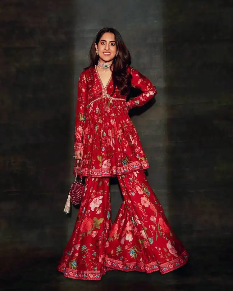 RTC 5456 Red Color American lachko Digital Print Work Salwar Suit Wedding, Party, Festive, Events Etc. Expected Delivery 4-6 Working Days @1749/- | Salwar suit, Casual Suits, Creative suits, Designer Suits, Palazzo Suits, Party Wear Suits, Patiala Suits, Straight Suits