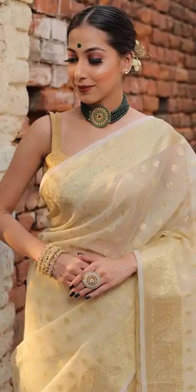 MS 440 Yellow Color Organza Jacquard Butti Worked Saree Casual, Party Wear, Wedding, Events, Etc. Expected Delivery 4-6 Working Days 1449/- | Designer Sarees, Sarees, Bollywood Sarees, Creative Sarees, Embroidered Sarees, Ethnic Saree, Modern Digital sarees, Party Wear Sarees