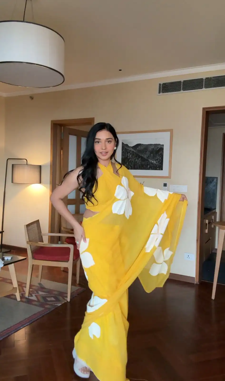 SC 264 Yellow Color Pure Soft Georgette Silk Design All Over Saree , Party Wear, Events, Festivals Expected Delivery 4-6 Working Days 1599/- | Designer Sarees, Sarees, Bollywood Sarees, Creative Sarees, Embroidered Sarees, Ethnic Saree, Modern Digital sarees, Party Wear Sarees