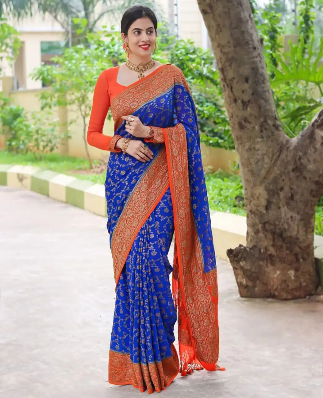 ES 8153 Blue Color Soft Lichi Silk Beautiful Design Work Saree Casual, Wedding, Party, Festive, Events Etc. Expected Delivery 4-6 Working Days @1499/- | Designer Sarees, Embroidered Sarees, Sarees, Bollywood Sarees, Creative Sarees, Ethnic Saree, Modern Digital sarees, Party Wear Sarees