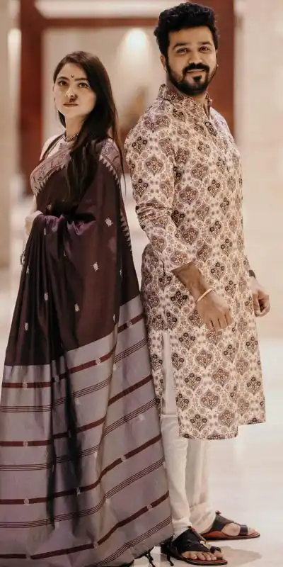 SC Plathian silk Coffee Color Soft Lichi Silk Silver Zari Design Saree , Party Wear, Events, Festivals Expected Delivery 4-6 Working Days 1499/- | Designer Sarees, Sarees, Bollywood Sarees, Creative Sarees, Embroidered Sarees, Ethnic Saree, Modern Digital sarees, Party Wear Sarees