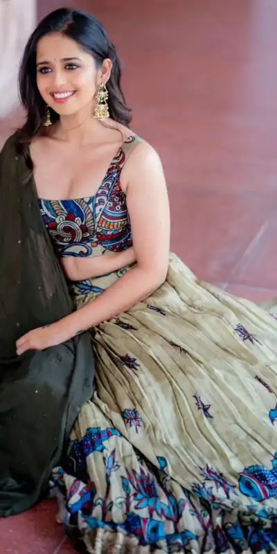 PC 291 Green Color Chant Crepe Kalamkari Printed Lehenga Choli Casual, Party Wear, Events, Festivals Wear Expected Delivery 4-6 Working Days @2049/- | Lehenga, Bollywood Lehenga, Creative Lehenga, Designer Lehenga, Embroidered Lehenga, Party Wear Lehenga