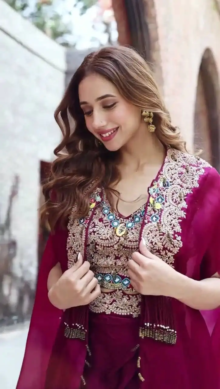 ST 1031 Purple Color Georgette Embroidery Work Lehenga Choli Koti Casual, Wedding, Party, Festive, Events Etc. Expected Delivery 4-6 Working Days @1849/- | Lehenga, Bollywood Lehenga, Creative Lehenga, Designer Lehenga, Embroidered Lehenga, Party Wear Lehenga