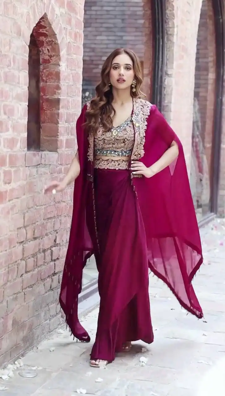 ST 1031 Purple Color Georgette Embroidery Work Lehenga Choli Koti Casual, Wedding, Party, Festive, Events Etc. Expected Delivery 4-6 Working Days @1849/- | Lehenga, Bollywood Lehenga, Creative Lehenga, Designer Lehenga, Embroidered Lehenga, Party Wear Lehenga