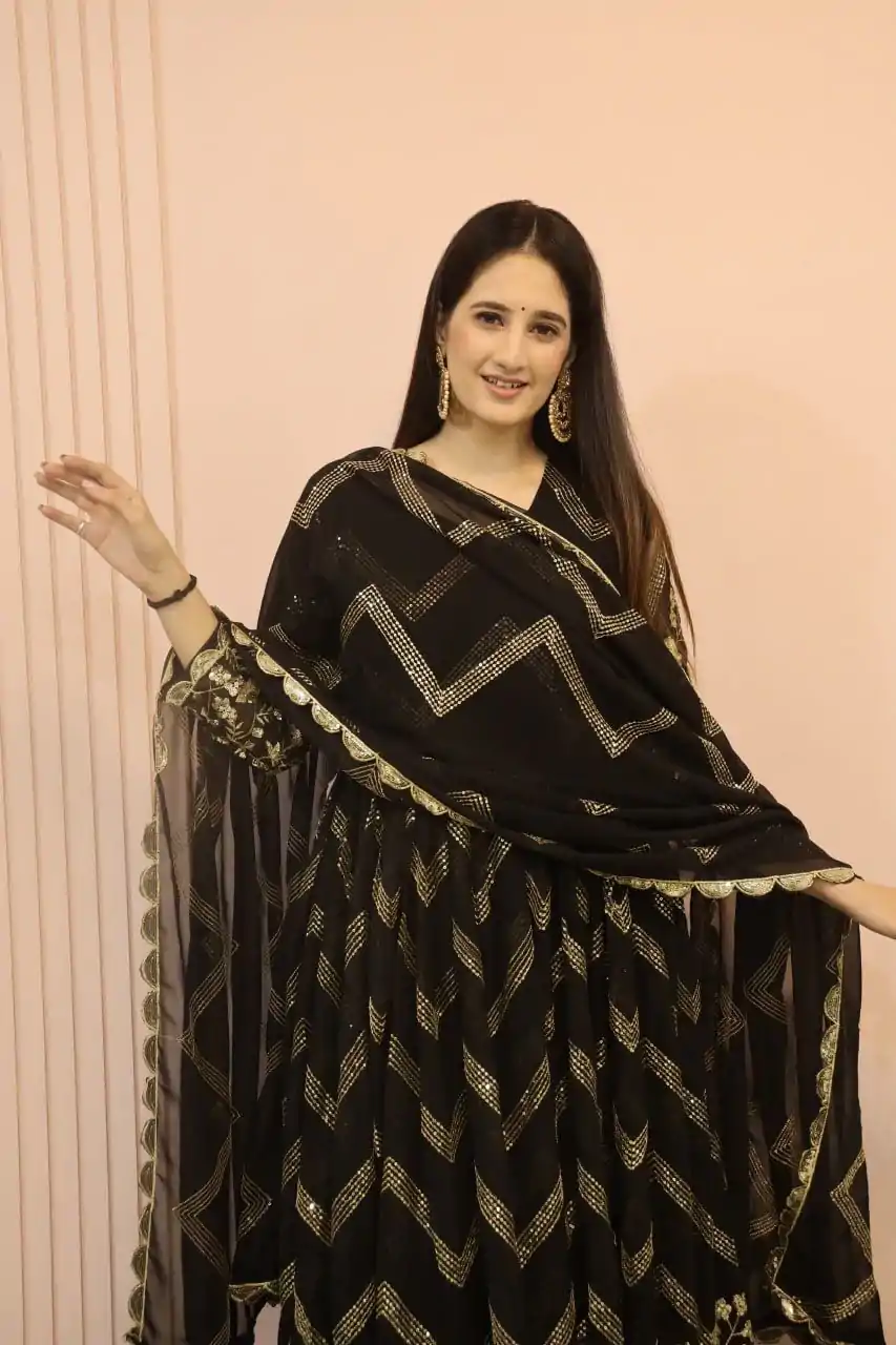  DC G51 Black Color Georgette Sequence Embroidery Gown Casual, Wedding, Party, Festive, Events Etc. Expected Delivery 4-6 Working Days @2099/- | Gowns, Bollywood Gowns, Creative Gowns, Designer Gowns, Embroidered Gowns, Party Wear Gowns