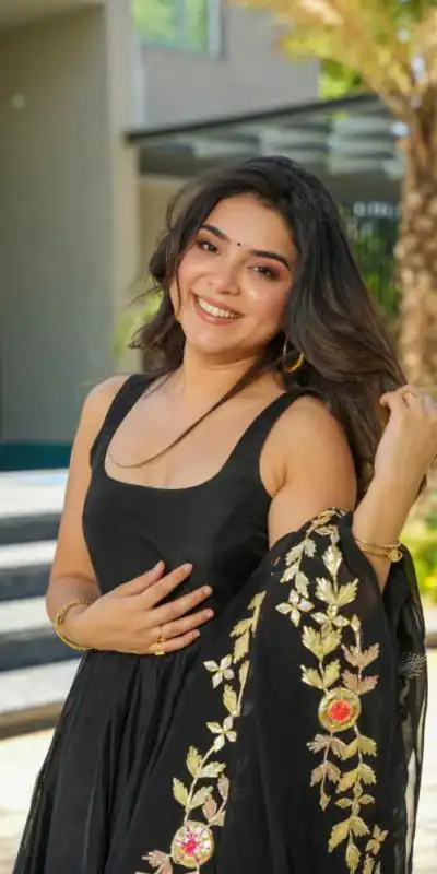 RTC 5710 Black Color Chinon silk Thread Sequence Salwar Suit Wedding, Party, Festive, Events Etc. Expected Delivery 4-6 Working Days @2299/- | Salwar suit, Casual Suits, Creative suits, Designer Suits, Palazzo Suits, Party Wear Suits, Patiala Suits, Straight Suits