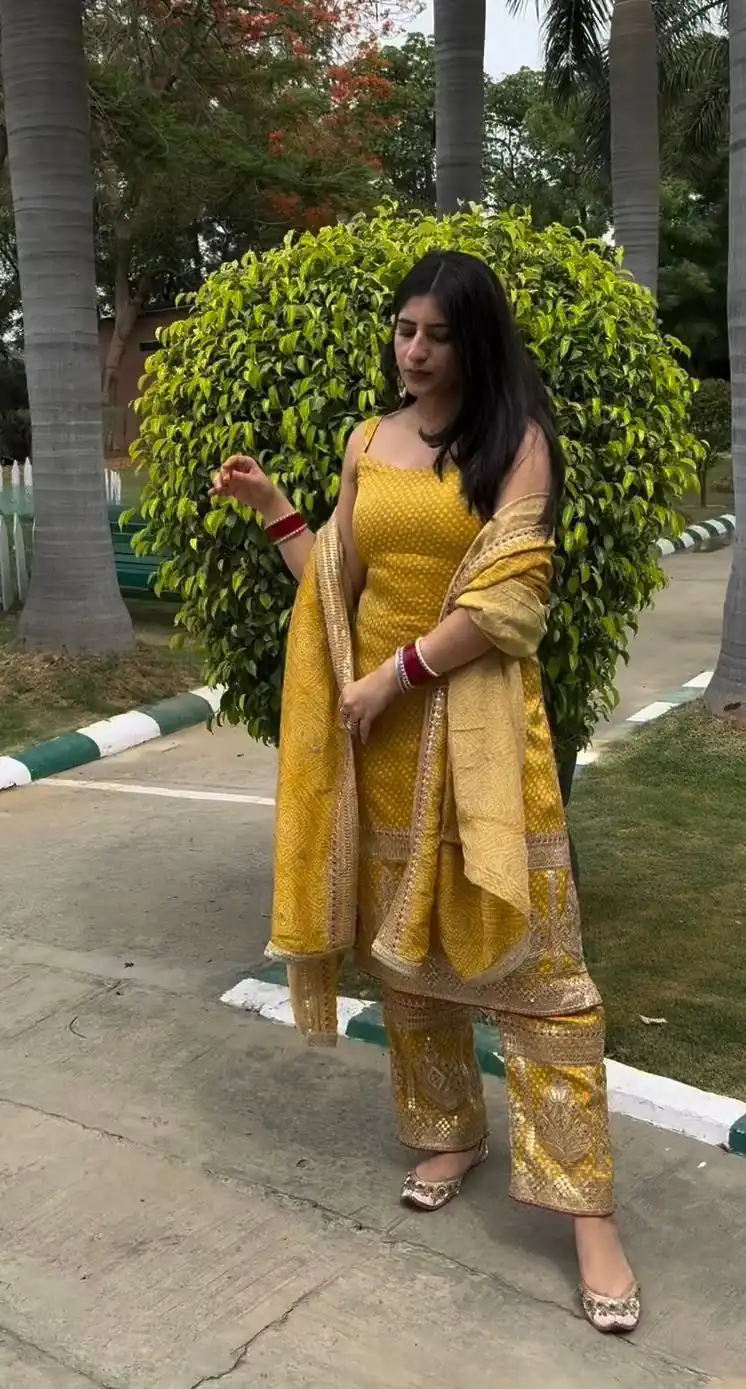 VLM 191 Yellow color Georgette Embroidery Digital Print Salwar Suit Casual, Wedding, Party, Festive, Events . Expected Delivery  4-6 Working Days @1999/- | Jump Suits, Salwar suit, Casual Suits, Creative suits, Designer Suits, Palazzo Suits, Party Wear Suits, Patiala Suits, Straight Suits