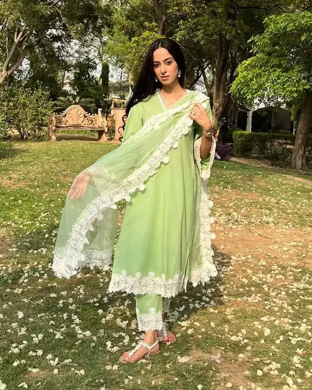 ST 160 Green Color Chine Stitched Less Work Salwar Suit Casual, Wedding, Party, Festive, Events Etc. Expected Delivery 4-6 Working Days @1899/- | Salwar suit, Casual Suits, Creative suits, Designer Suits, Palazzo Suits, Party Wear Suits, Patiala Suits, Straight Suits