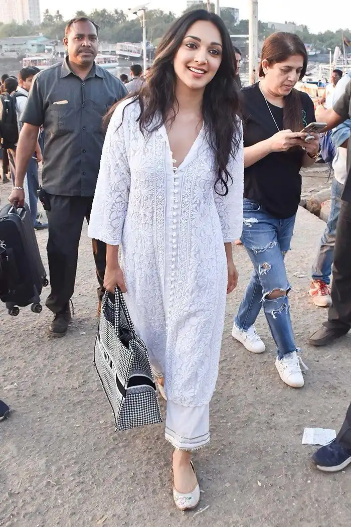 KD 1387 White Color Faux Georgette Chain-Stitched Salwar Suit Casual, Party, Wedding, Festive, Events Etc.  Expected Delivery 4-6 Working Days @1649/- | Salwar suit, Casual Suits, Creative suits, Designer Suits, Palazzo Suits, Party Wear Suits, Patiala Suits, Straight Suits