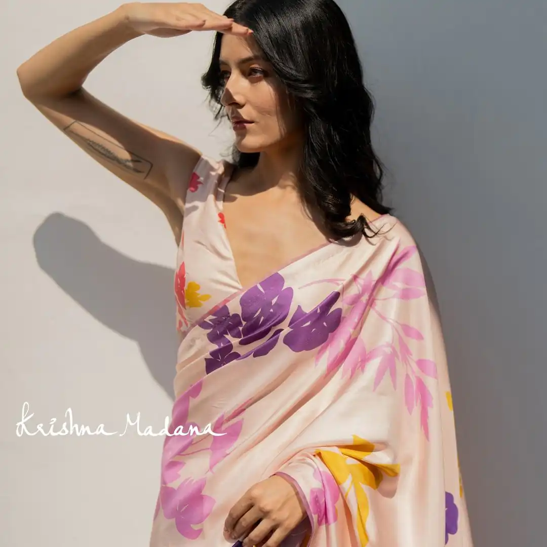  JM Krishna Madana2 Cream Pink Color Satin Silk Blouse Digital Print Saree, Party Wear, Events, Festivals Expected Delivery 4-6 Working Days 1549/- | Designer Sarees, Sarees, Bollywood Sarees, Creative Sarees, Embroidered Sarees, Ethnic Saree, Modern Digital sarees, Party Wear Sarees