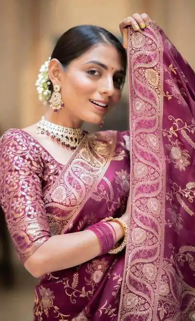 KP 5072B Wine Color Soft Lichi Silk Jacquard On All Over Saree Casual, Party Wear, Wedding, Events Etc. Expected Delivery 4-6 Working Days @1499/- | Designer Sarees, Sarees, Bollywood Sarees, Creative Sarees, Embroidered Sarees, Ethnic Saree, Modern Digital sarees, Party Wear Sarees