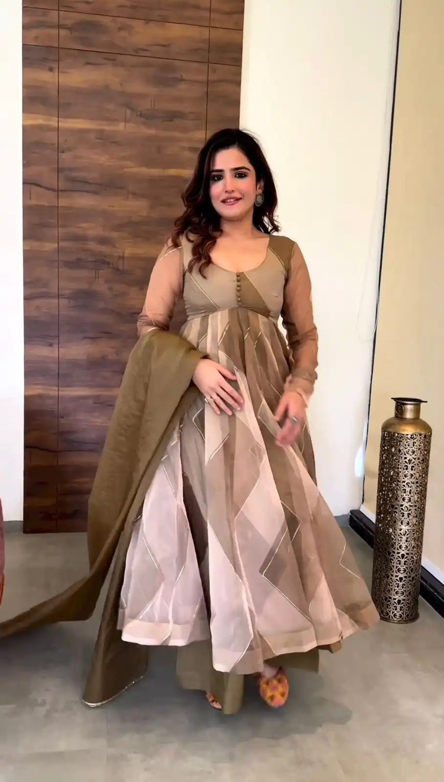 RTC 5517 Brown Color Tabby Silk Organza Digital Printed Salwar Suit Wedding, Party, Festive, Events Etc. Expected Delivery 4-6 Working Days @2099/- | Jump Suits, Salwar suit, Casual Suits, Creative suits, Designer Suits, Palazzo Suits, Party Wear Suits, Patiala Suits, Straight Suits