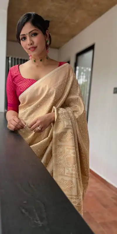 DDF Cream Color Soft Lichi Silk Ordinary Design Rich Pallu Saree Casual, Party Wear, Events, Festivals Etc. Expected Delivery 4-6 Working Days 1399/ | Designer Sarees, Sarees, Bollywood Sarees, Creative Sarees, Embroidered Sarees, Ethnic Saree, Modern Digital sarees, Party Wear Sarees