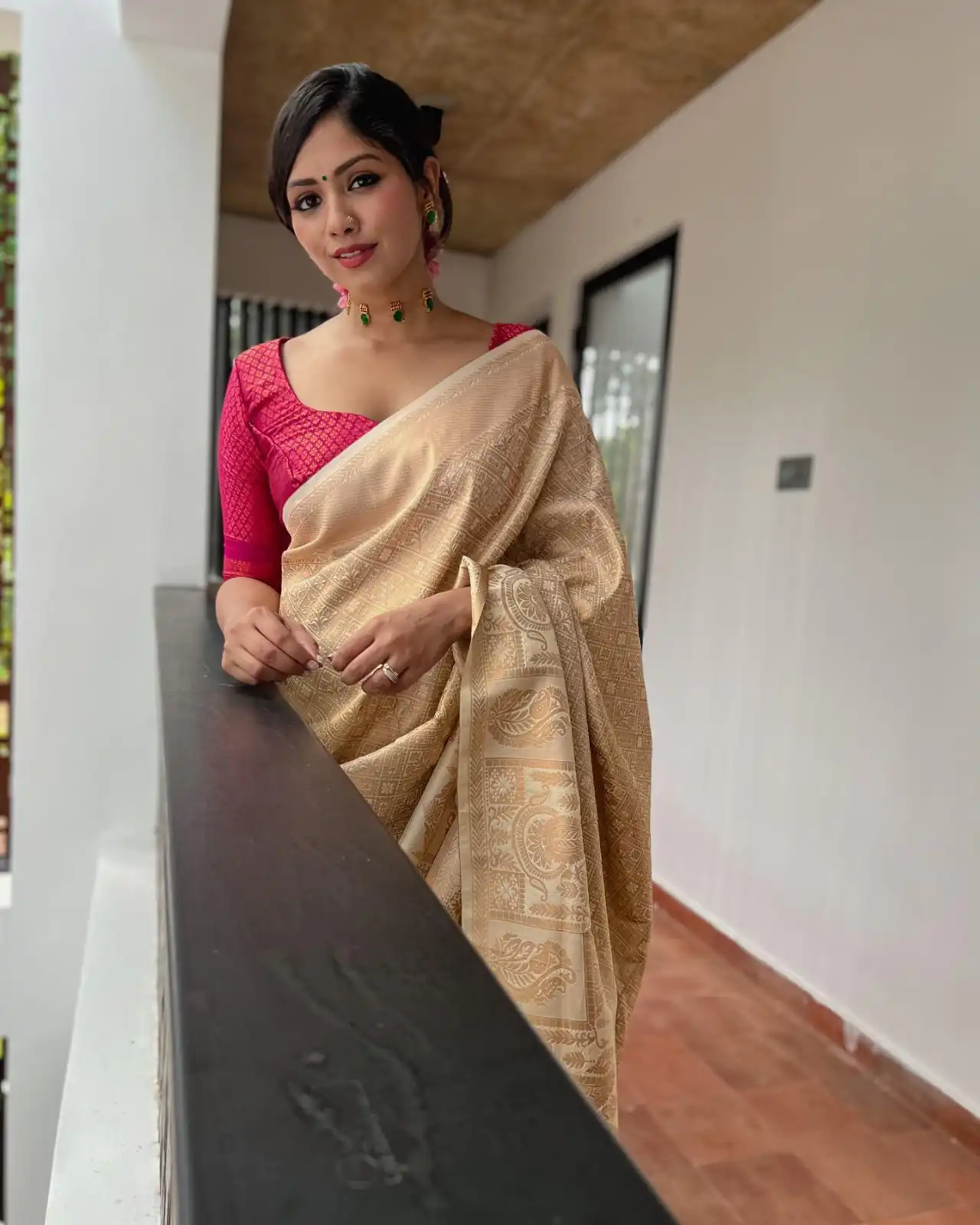 DDF Cream Color Soft Lichi Silk Ordinary Design Rich Pallu Saree Casual, Party Wear, Events, Festivals Etc. Expected Delivery 4-6 Working Days 1399/ | Designer Sarees, Sarees, Bollywood Sarees, Creative Sarees, Embroidered Sarees, Ethnic Saree, Modern Digital sarees, Party Wear Sarees