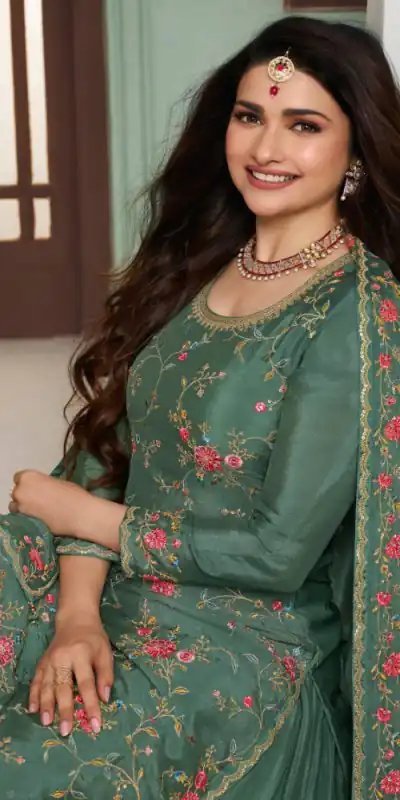 FC AVANTI Green Color Chinon Embroidery Multi Work Salwar Suit Wedding, Party, Festive events, etc.  Expected Delivery  4-6 Working Days @2899/- | Casual Suits, Jump Suits, Salwar suit, Creative suits, Designer Suits, Palazzo Suits, Party Wear Suits, Patiala Suits, Straight Suits