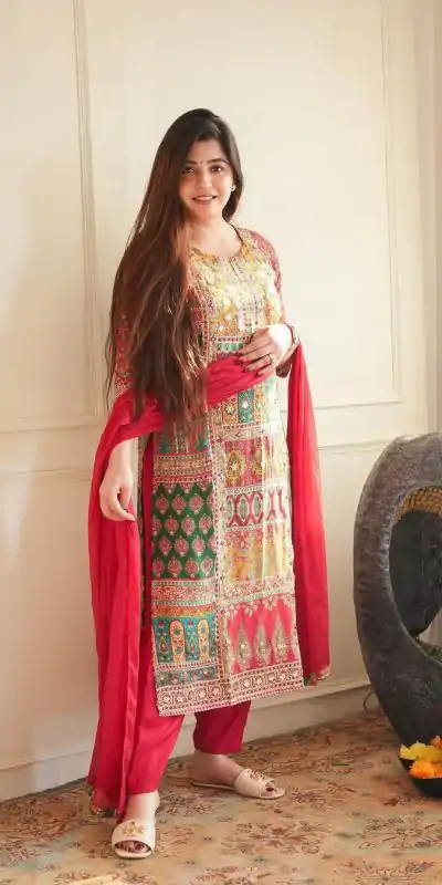 LG 1852 Pink color Maslin Printed Real Mirror Work Salwar Suit Casual, Wedding, Party, Festive, Events . Expected Delivery  4-6 Working Days @1949/- | Salwar suit, Casual Suits, Creative suits, Designer Suits, Palazzo Suits, Party Wear Suits, Patiala Suits, Straight Suits