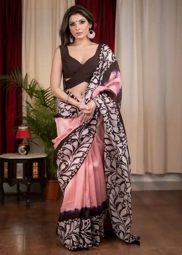 NT 354 Light Pink Color Modal Silk Digital Printed All Over Saree Events Casual Wedding Festive . Expected Delivery 4-6 Working Days @1449/- | Designer Sarees, Sarees, Bollywood Sarees, Creative Sarees, Embroidered Sarees, Ethnic Saree, Modern Digital sarees, Party Wear Sarees