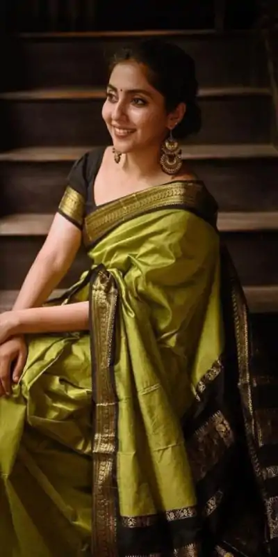 KP 5004 Mehndi Green Color Soft Lichi Silk Jacquard On All Over Saree Casual, Party Wear, Wedding, Events Etc. Expected Delivery 4-6 Working Days @1449/- | Designer Sarees, Embroidered Sarees, Sarees, Bollywood Sarees, Creative Sarees, Ethnic Saree, Modern Digital sarees, Party Wear Sarees