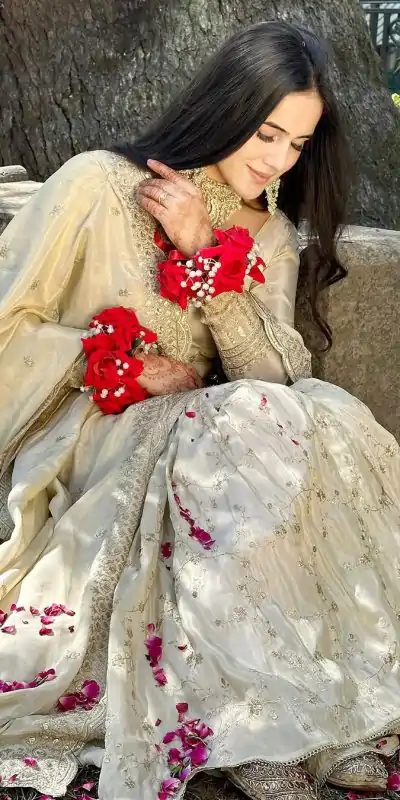 SRK 5172 Grey Color Pure Chinnon Silk Embroidery Sequence Salwar Suit Wedding, Party, Festive, Events Expected Delivery 4-6 Working Days @ 2049/- | Jump Suits, Salwar suit, Casual Suits, Creative suits, Designer Suits, Palazzo Suits, Party Wear Suits, Patiala Suits, Straight Suits