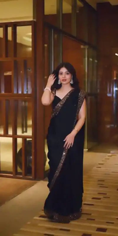 KD 477 Black Color Faux Georgette Thread Sequence Work Saree Casual, Party Wear, Wedding, Events Etc. Expected Delivery 4-6 Working Days @1799/- | Designer Sarees, Sarees, Bollywood Sarees, Creative Sarees, Embroidered Sarees, Ethnic Saree, Modern Digital sarees, Party Wear Sarees