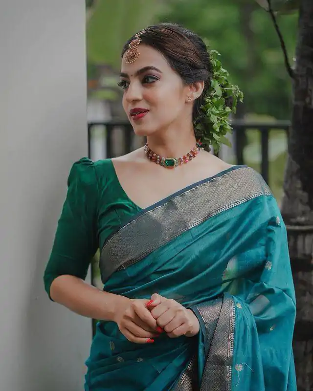KP 5058 Blue Color Soft Lilan Slab Weaving Work Saree Casual, Party Wear, Wedding, Events Etc. Expected Delivery 4-6 Working Days @1499/- | Designer Sarees, Sarees, Bollywood Sarees, Creative Sarees, Embroidered Sarees, Ethnic Saree, Modern Digital sarees, Party Wear Sarees