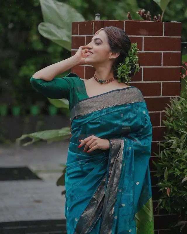 KP 5058 Blue Color Soft Lilan Slab Weaving Work Saree Casual, Party Wear, Wedding, Events Etc. Expected Delivery 4-6 Working Days @1499/- | Designer Sarees, Sarees, Bollywood Sarees, Creative Sarees, Embroidered Sarees, Ethnic Saree, Modern Digital sarees, Party Wear Sarees