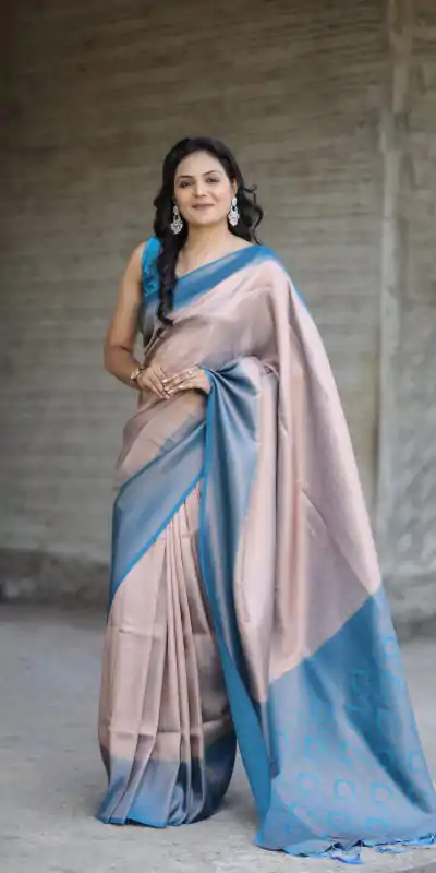 GK Kubera Grey Color Soft Silk Beautiful Rich Pallu All Over Saree Events Casual Wedding Festive . Expected Deliveryย 4-6 Working Days @1999/- | Designer Sarees, Sarees, Bollywood Sarees, Creative Sarees, Embroidered Sarees, Ethnic Saree, Modern Digital sarees, Party Wear Sarees
