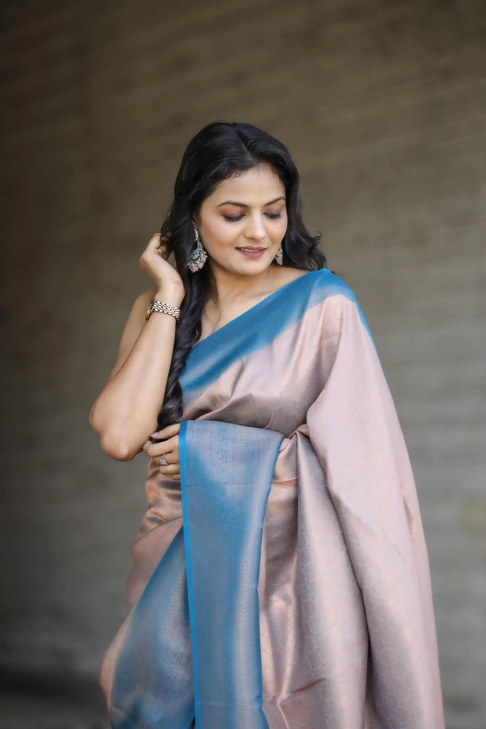 GK Kubera Grey Color Soft Silk Beautiful Rich Pallu All Over Saree Events Casual Wedding Festive . Expected Delivery 4-6 Working Days @1999/- | Designer Sarees, Sarees, Bollywood Sarees, Creative Sarees, Embroidered Sarees, Ethnic Saree, Modern Digital sarees, Party Wear Sarees