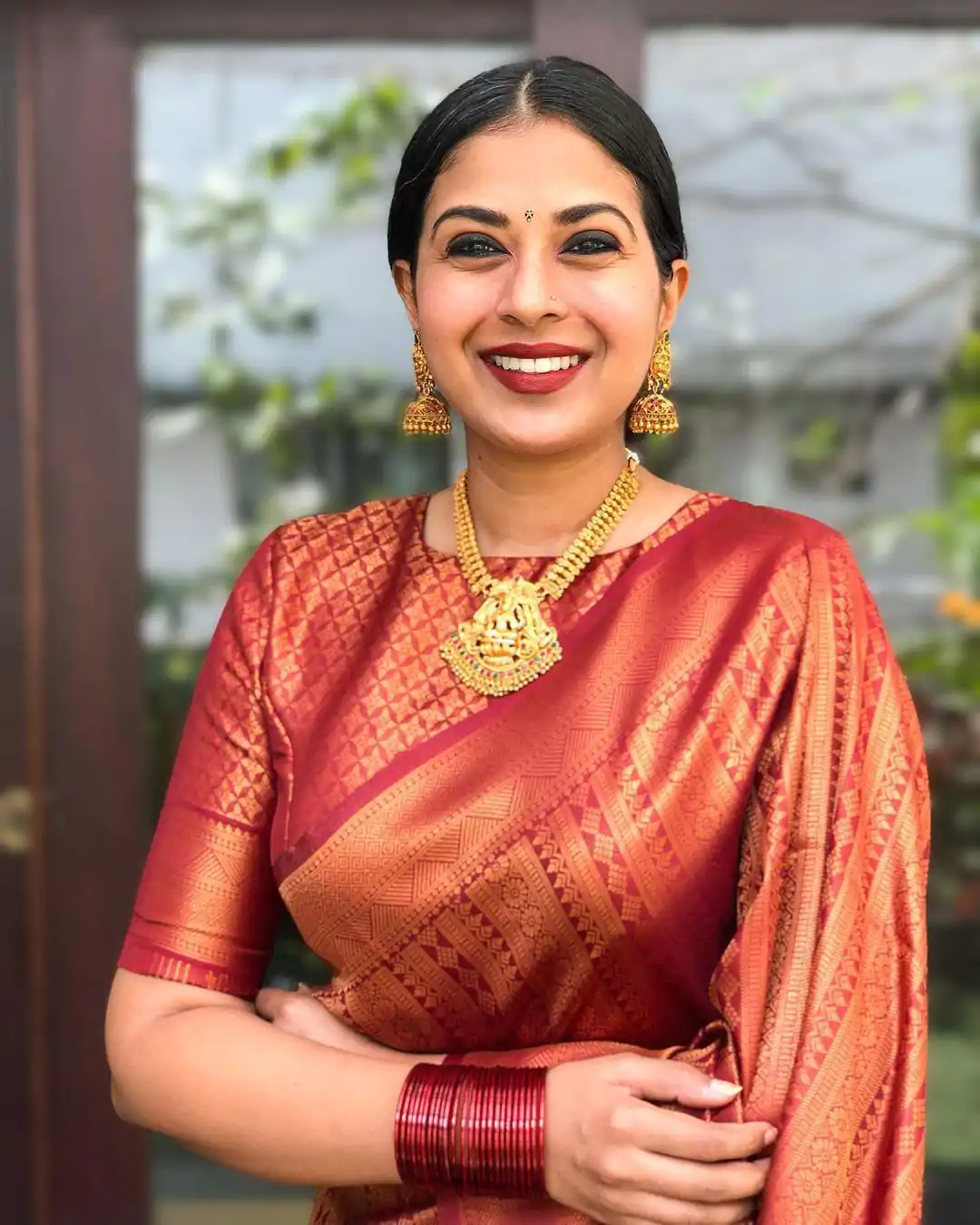 KP 4009 Maroon Color Soft Lichi Silk Jacquard On All Over Saree Casual, Party Wear, Wedding, Events Etc. Expected Delivery 4-6 Working Days @1299/- | Designer Sarees, Sarees, Bollywood Sarees, Creative Sarees, Embroidered Sarees, Ethnic Saree, Modern Digital sarees, Party Wear Sarees
