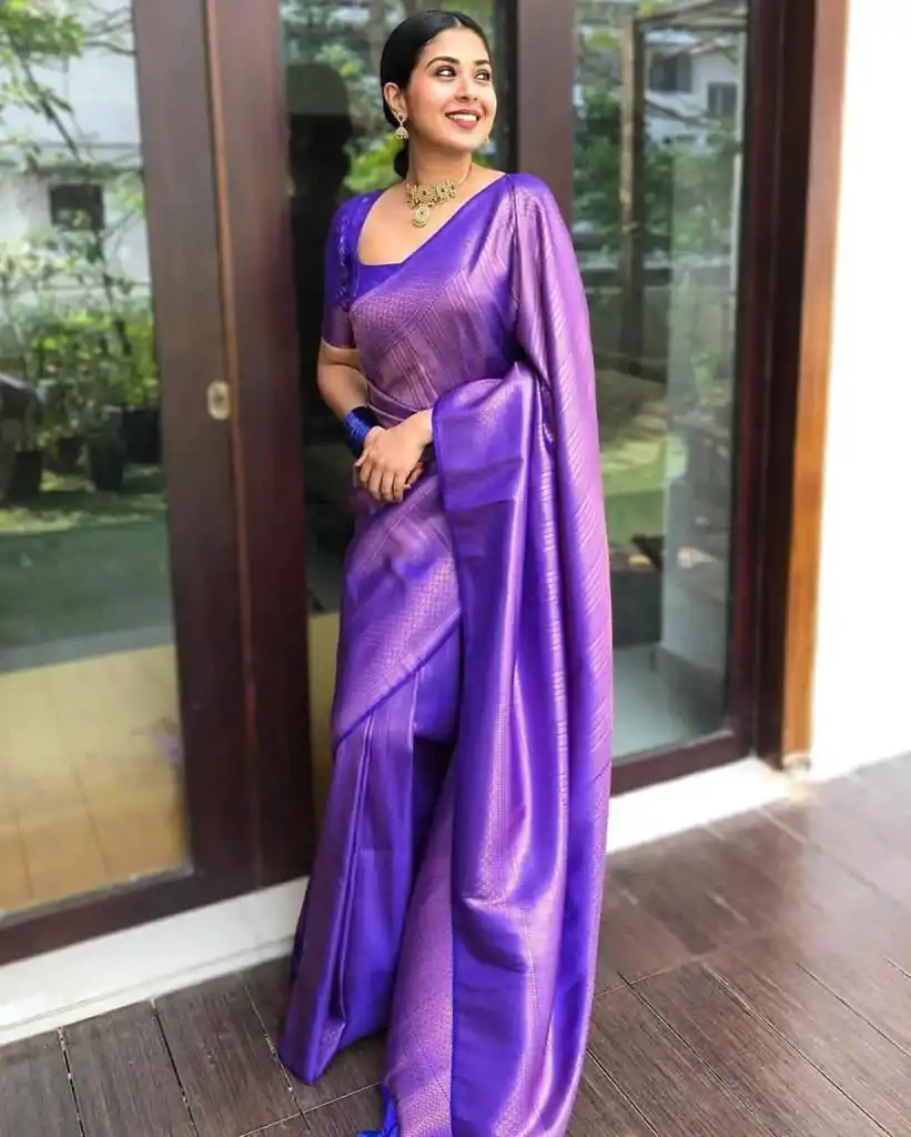 KP 4009 Violet Color Soft Lichi Silk Jacquard On All Over Saree Casual, Party Wear, Wedding, Events Etc. Expected Delivery 4-6 Working Days @1299/- | Designer Sarees, Sarees, Bollywood Sarees, Creative Sarees, Embroidered Sarees, Ethnic Saree, Modern Digital sarees, Party Wear Sarees