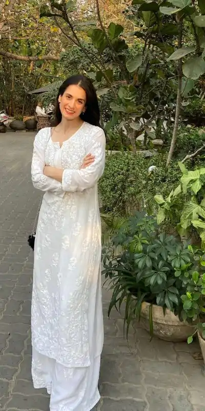 BE 190 White  Color Maslin Thread Embroidery Salwar Suit Wedding, Party, Festive events, etc.  Expected Delivery  4-6 Working Days @1899/- | Salwar suit, Casual Suits, Creative suits, Designer Suits, Palazzo Suits, Party Wear Suits, Patiala Suits, Straight Suits