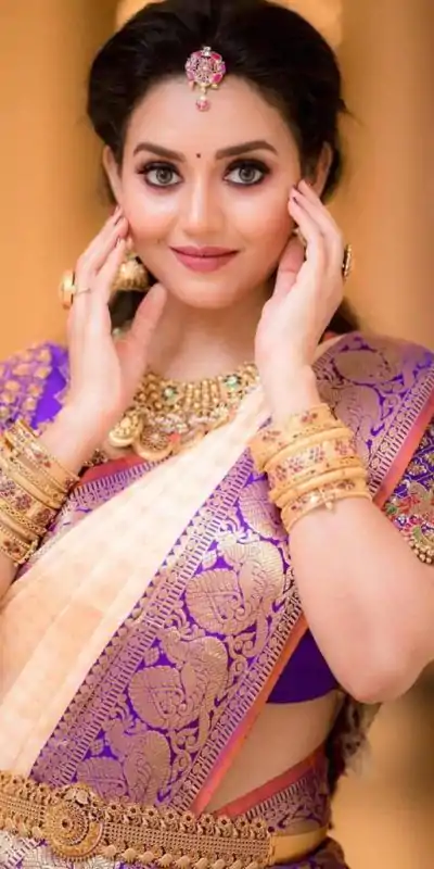 KP 3091 Golden Color Soft Lichi Silk Jacquard On All Over Saree Casual, Party Wear, Wedding, Events Etc. Expected Delivery 4-6 Working Days @1499/- | Designer Sarees, Sarees, Bollywood Sarees, Creative Sarees, Embroidered Sarees, Ethnic Saree, Modern Digital sarees, Party Wear Sarees